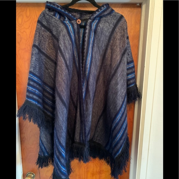 Sisadina Sweaters - 100% Wool Poncho unisex